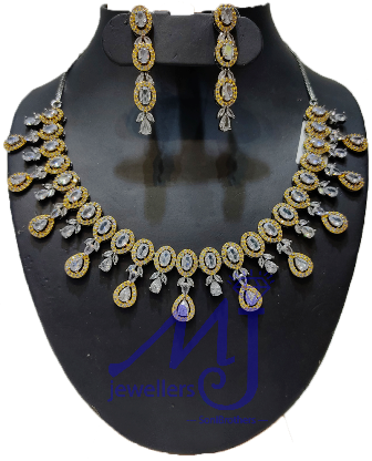 Tranding Jewellery set